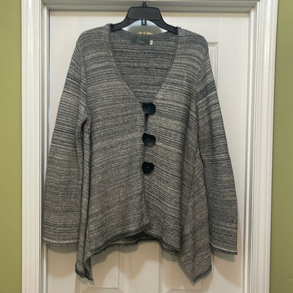 Willow - gray, black and oat knit - unique large buttons - cardigan- size S - Picture 1 of 6